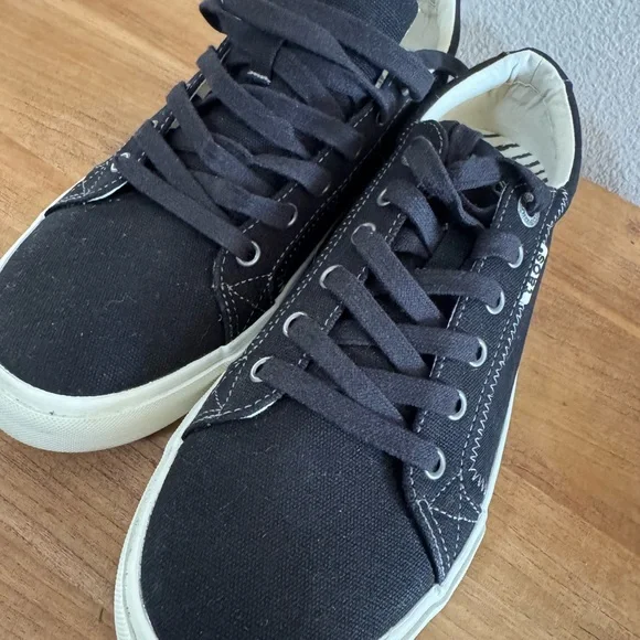 Taos Footwear Excellent condition! - Picture 8 of 8